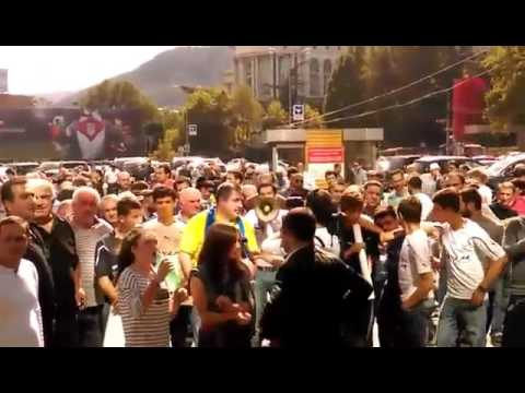 ლევან კობიაშვილის მხარდამჭერები ფეხბურთის ფედერაციის პრეზიდენტის სამართლიან არჩევნებს ითხოვენ  -1