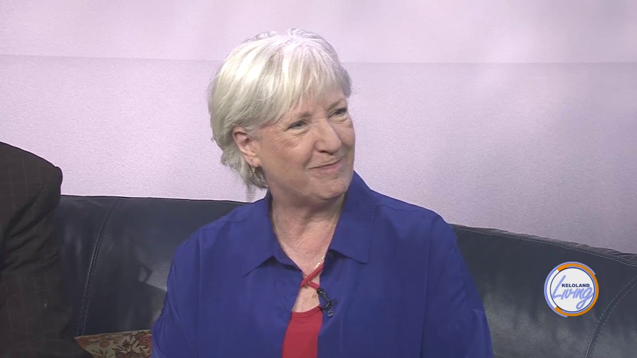 A preview of the Sioux Empire Community Theatre traveling show, Steel Magnolias