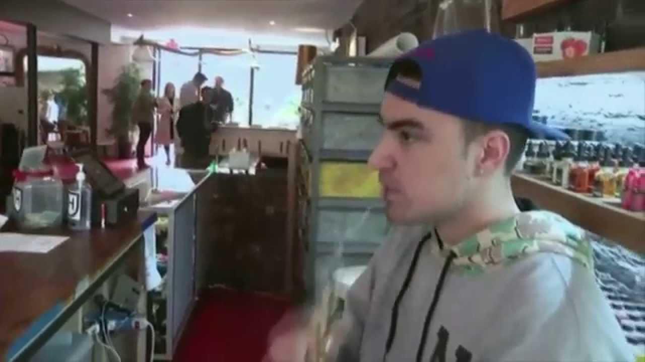 A New York, les vapoteurs désormais bannis des lieux publics