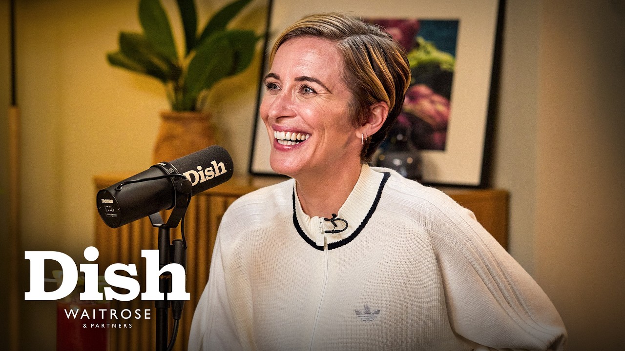 Анджела Хартнетт рассказывает, что она подавала на своей свадьбе | Вики МакКлюр | Подкаст Dish | ...