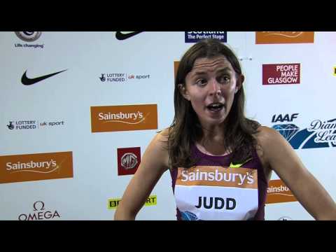 800m runner Jessica