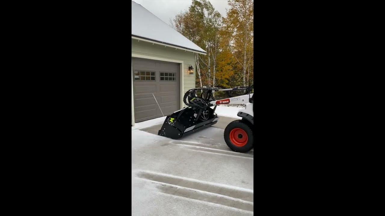 Testing the Muskox 2378 snowblower on a Bobcat UW53 Toolcat YouTube