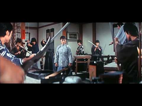 Angela Mao Ying vs. Sammo Hung and a bunch of dudes