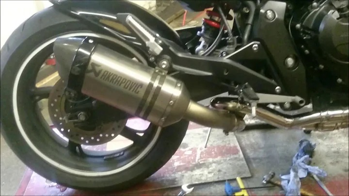 Honda CBR 600F Decat Unboxing Installation and Sound Test of Blackwidow Downpipe