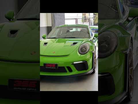 Porsche GT4RS vs GT3RS 🤤🚀