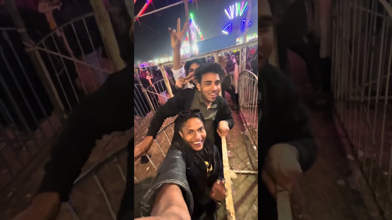 Aaj Ye Konsa Mela Hai…🤔 