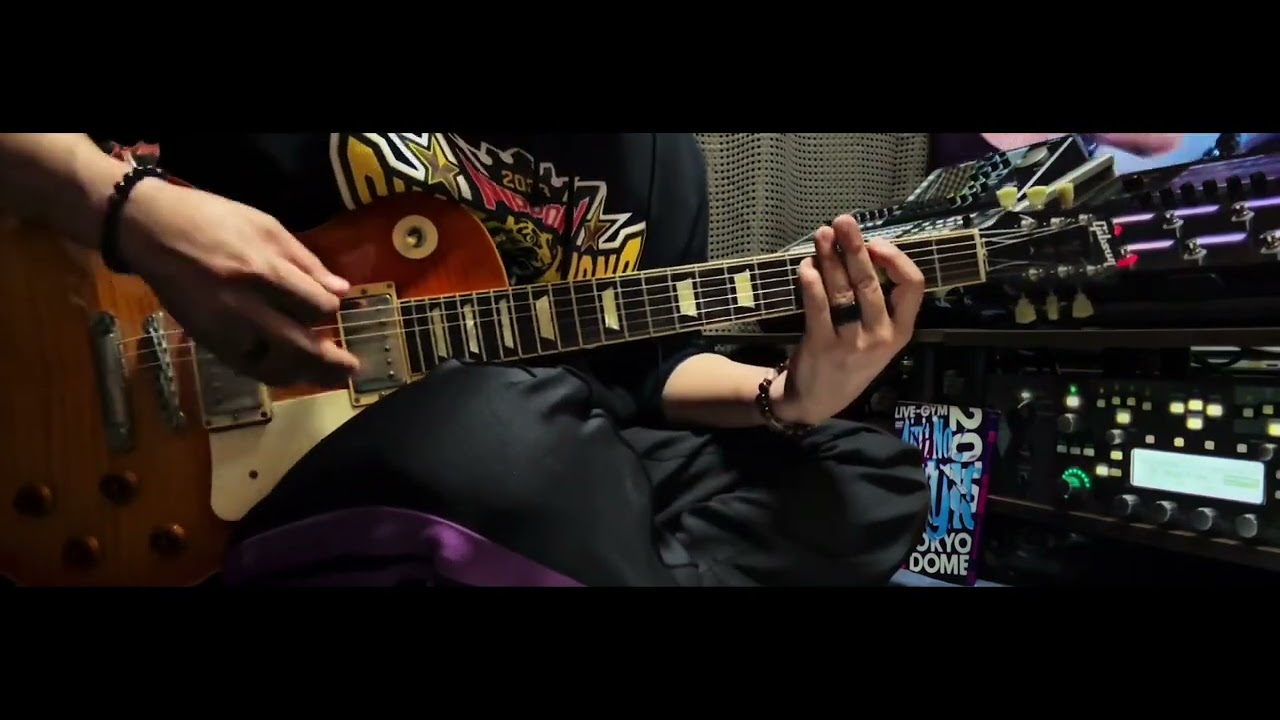 B'z PRAY 【LIVE-GYM 2010 