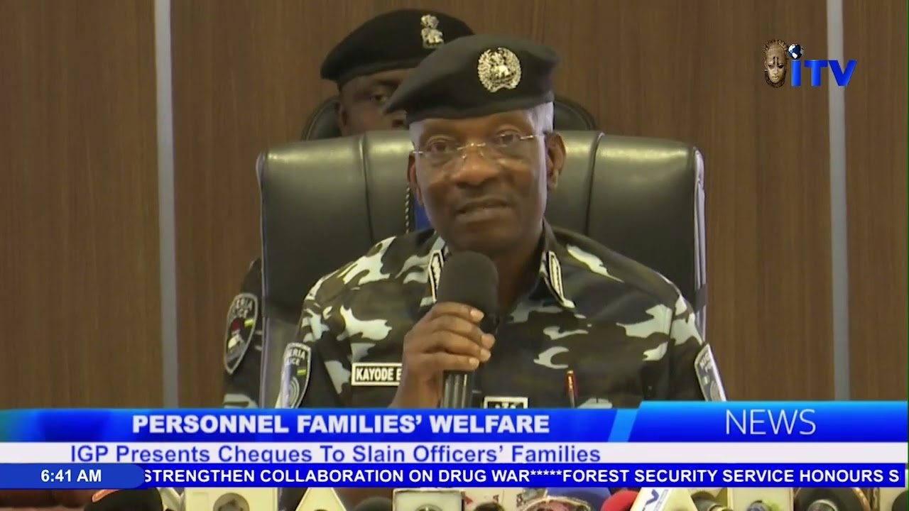 Personnel Families' Welfare: IGP Presents Cheques To Slain Officers’ Families