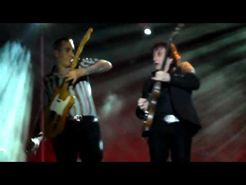 Loquillo en Tres