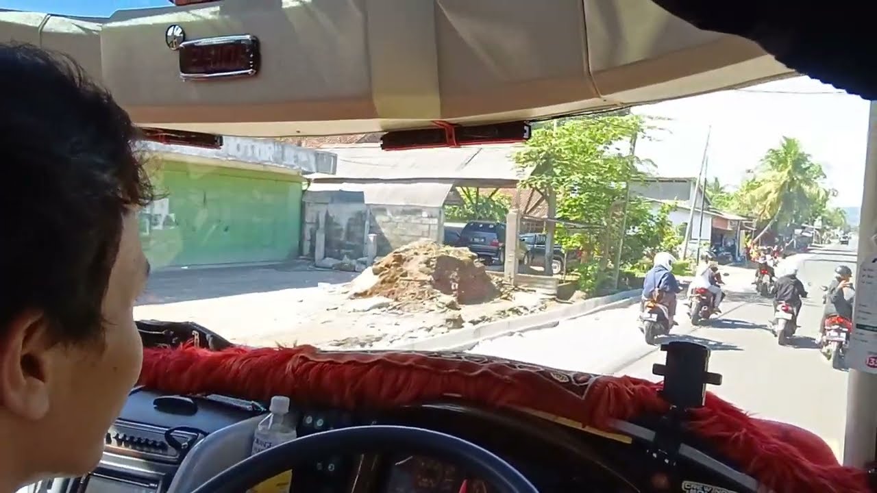 LUAR BIASA ANTUSIAS WARGA DARI PANGANDARAN,BANJAR,CIAMIS MENUNGGU BUS BERBASURI LEWAT