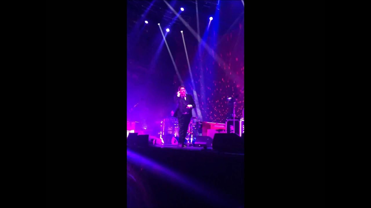 Mirrorball Elbow at SECC Glasgow 15.03.2011 YouTube