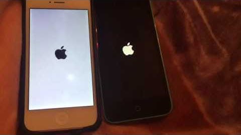 iPhone 5 vs 5c boot up test