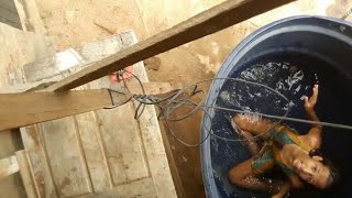 Tomei Banho Na Caixa Dágua Da Vizinha