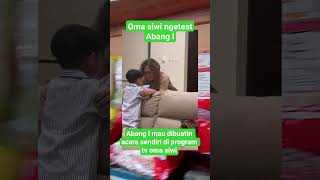 Abang L Nyanyi Depan Oma Siwi shortsleslarrizkybillarlevianbillar