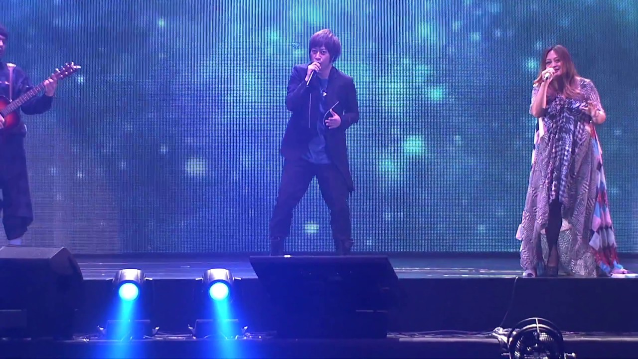 家家＋阿信  “擁抱” Live at 愛最大演唱會