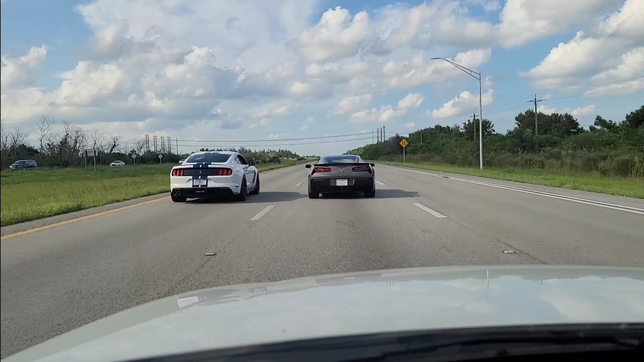 Shelby GT350 E85 Tune vs C7 Corvette Stingray