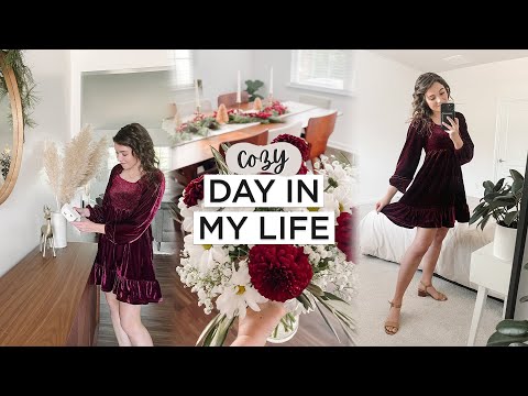 COZY DAY IN THE LIFE | Getting Things Done, Festive Baking, & Hosting a Christmas Party