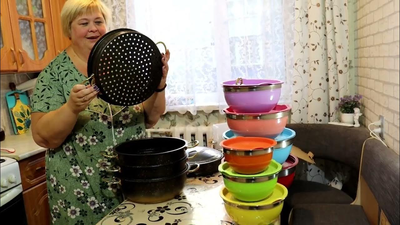 Крутая мантоварка и набор шикарных чашек.И как же не приготовить манты ...