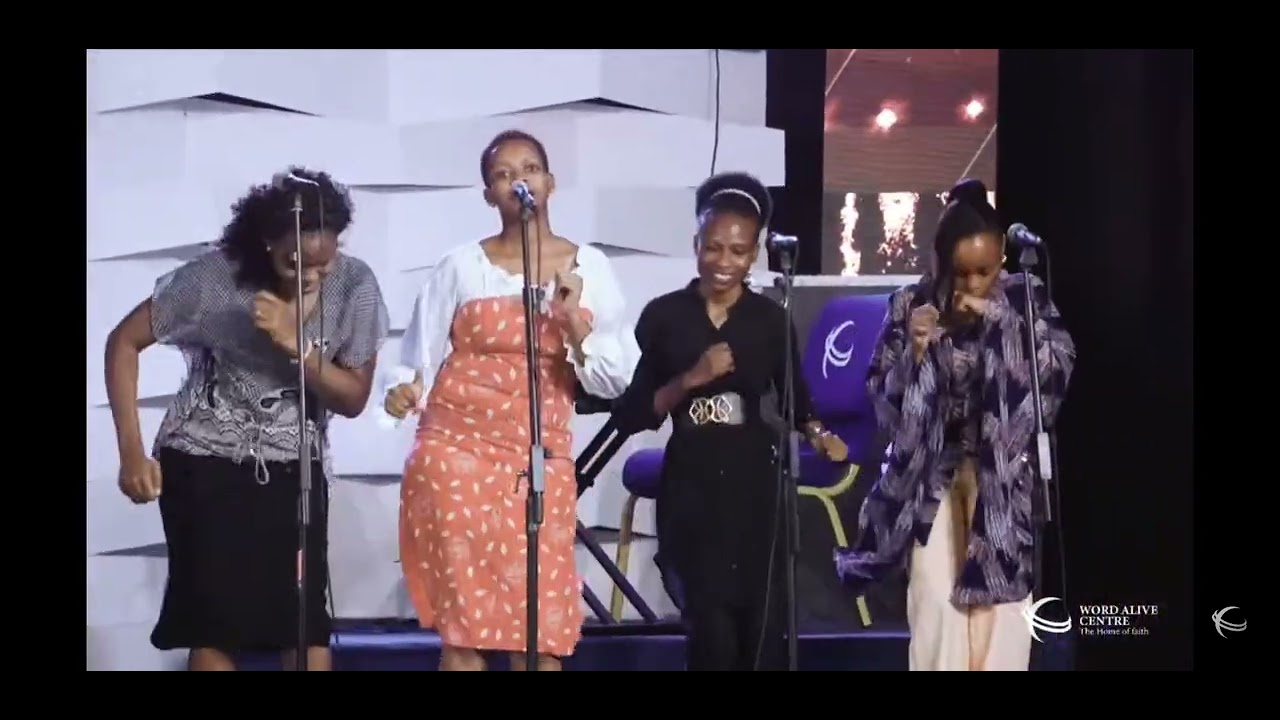ELISHADAI EMMANUEL ft The Doxaz MUNGU MFALME twakupa sifa