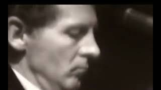 Jerry Lee Lewis -  Paintsville, Ohio, USA. 1976 (short clip)