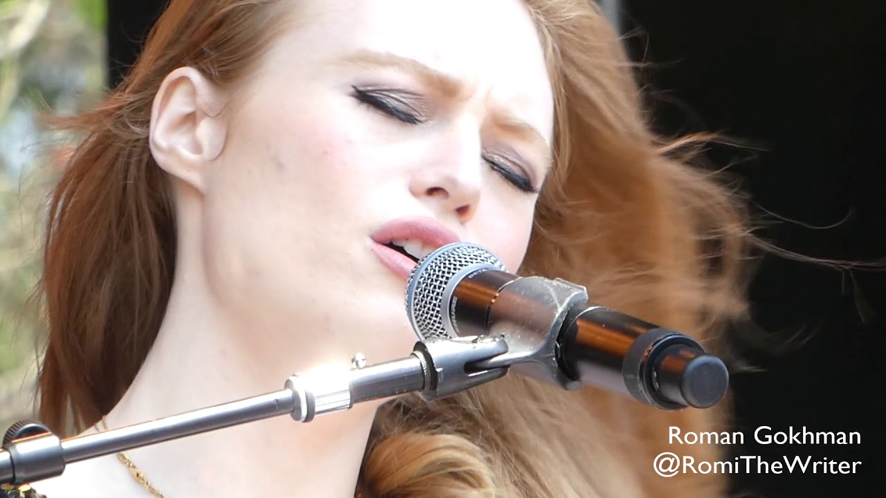 Freya Ridings,  Freya Ridings,