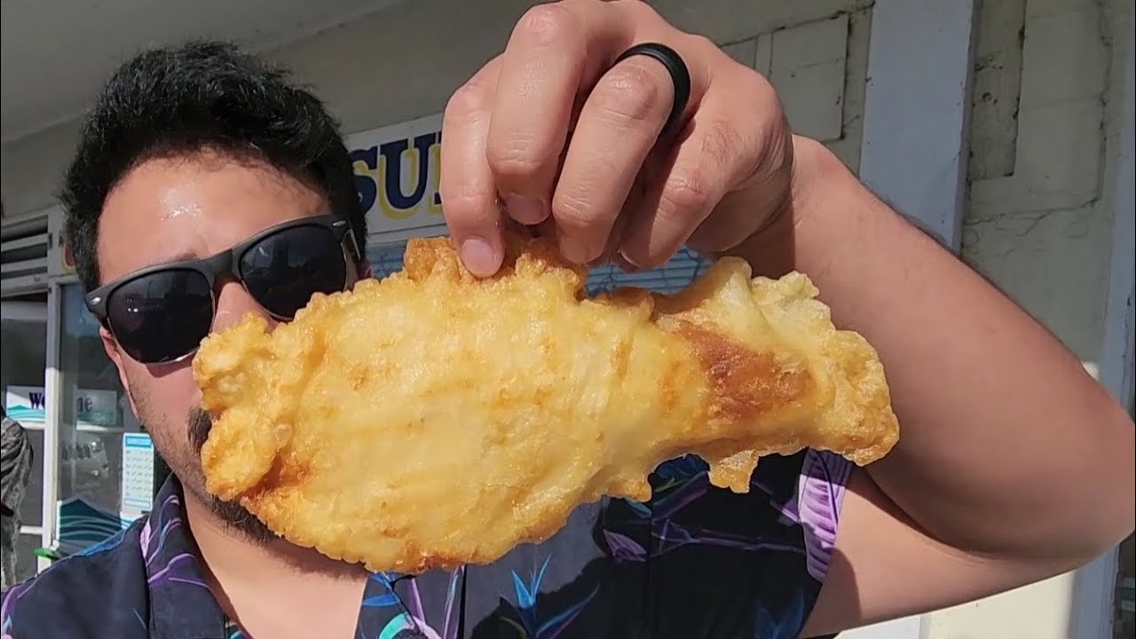 Stranger watches Alby rate his local Fish and Chip Shop Bower Fish