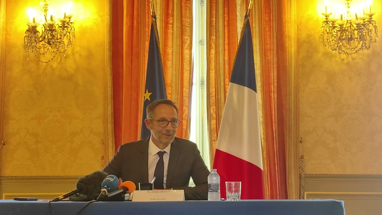 Installation du nouveau préfet du Gard Jérôme Bonet