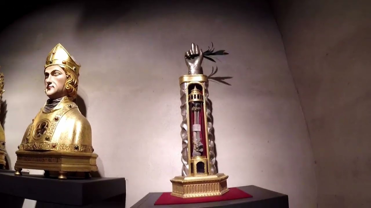 Bazylika Uniwersytecka Sw  Serwacego w Mastricht i jej Muzeum   Skarbiec