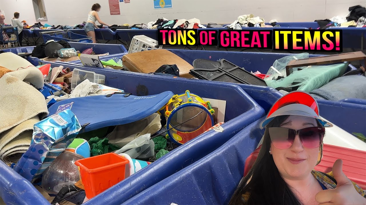 I WISH I COULD STAY AT THE BINS ALL DAY! SO MANY AMAZING THINGS TO FIND