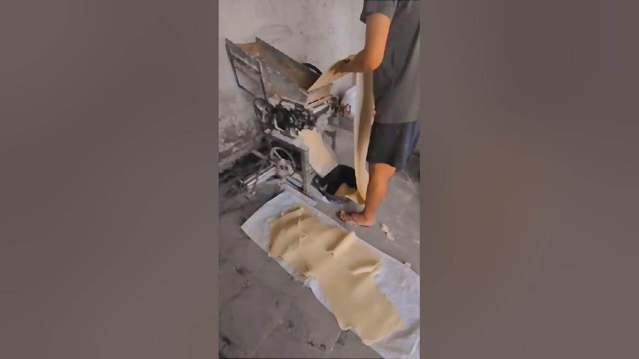 Proses Pembuatan Mie Tepung & Telor