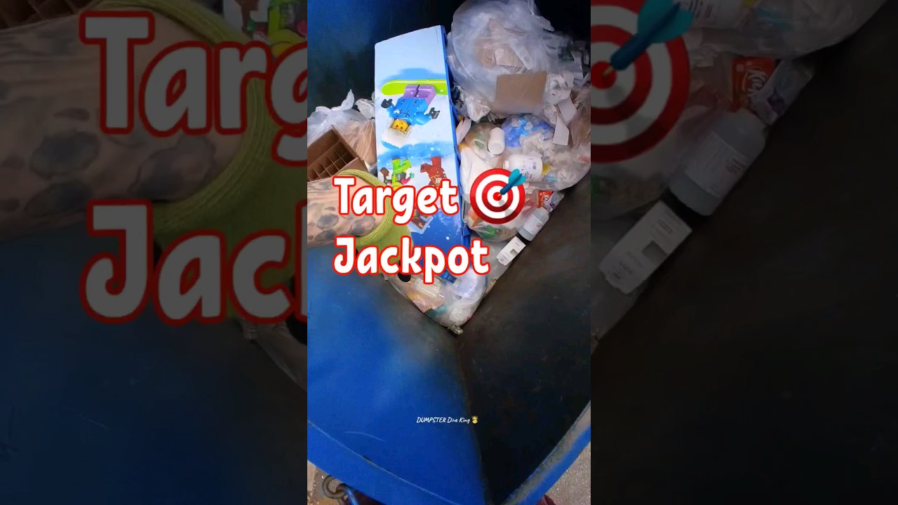 Target dumpster diving found 100s of dollars in perfumes and a 🔑 