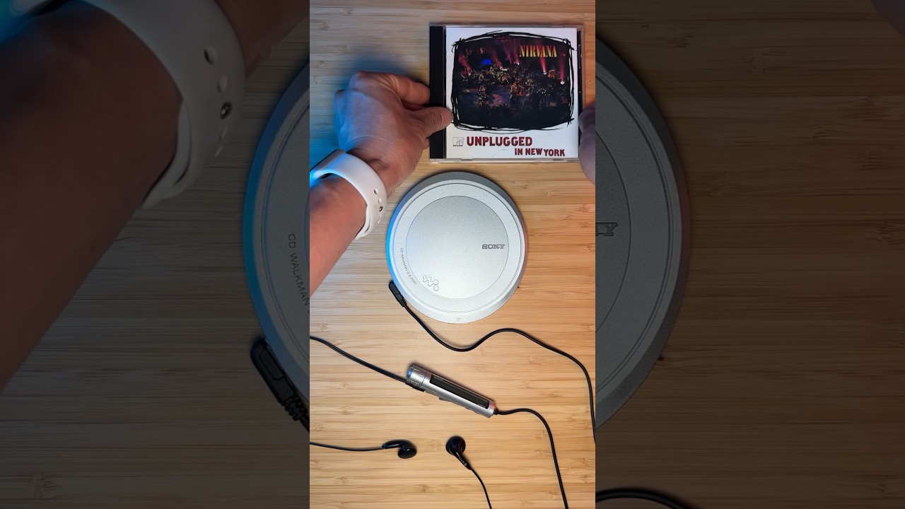 Sony D-EJ1000 CD Walkman. Discman nostalgia - YouTube