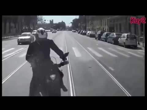 Keteledoran dan kebodohan para pengendara motor di dunia 2 | Motorcycle Crash - YouTube