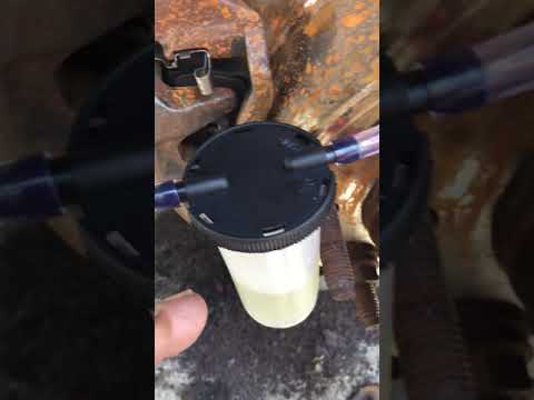 Pittsburgh manual brake bleeder in action