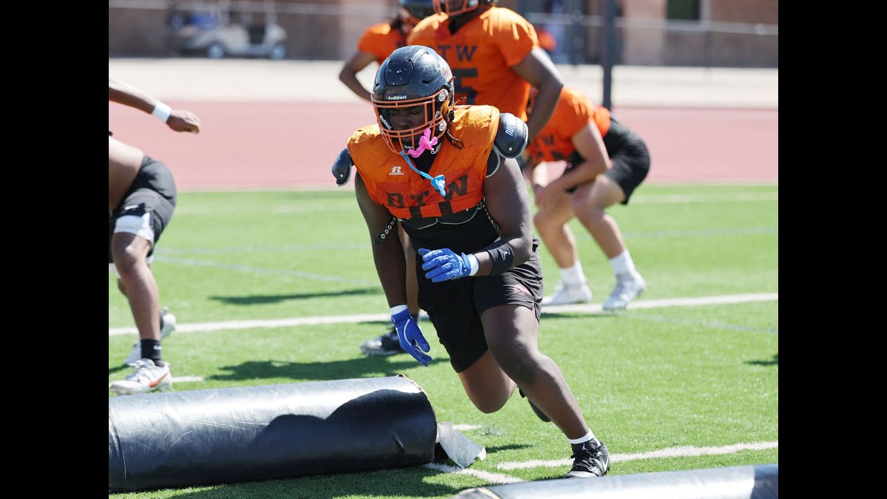 OKPreps Extra Show: Jenks QB battle, expectations high at BA and a potential breakout player