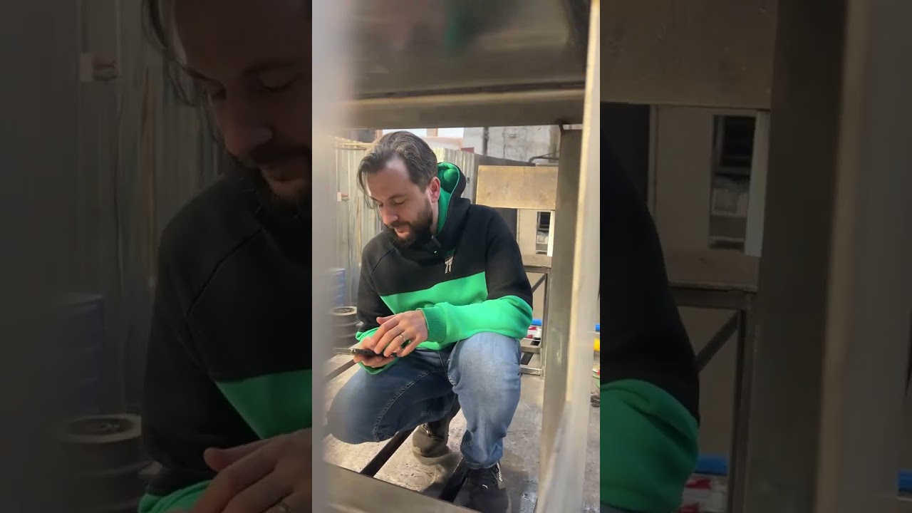 Обход по производству, клёпка топливного бака 