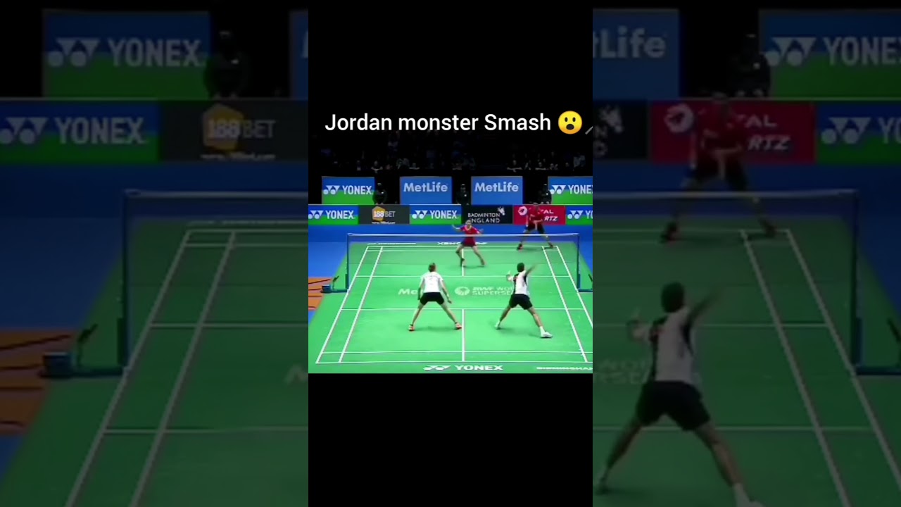 Jordan monster smash 😮🤯🏸🏸