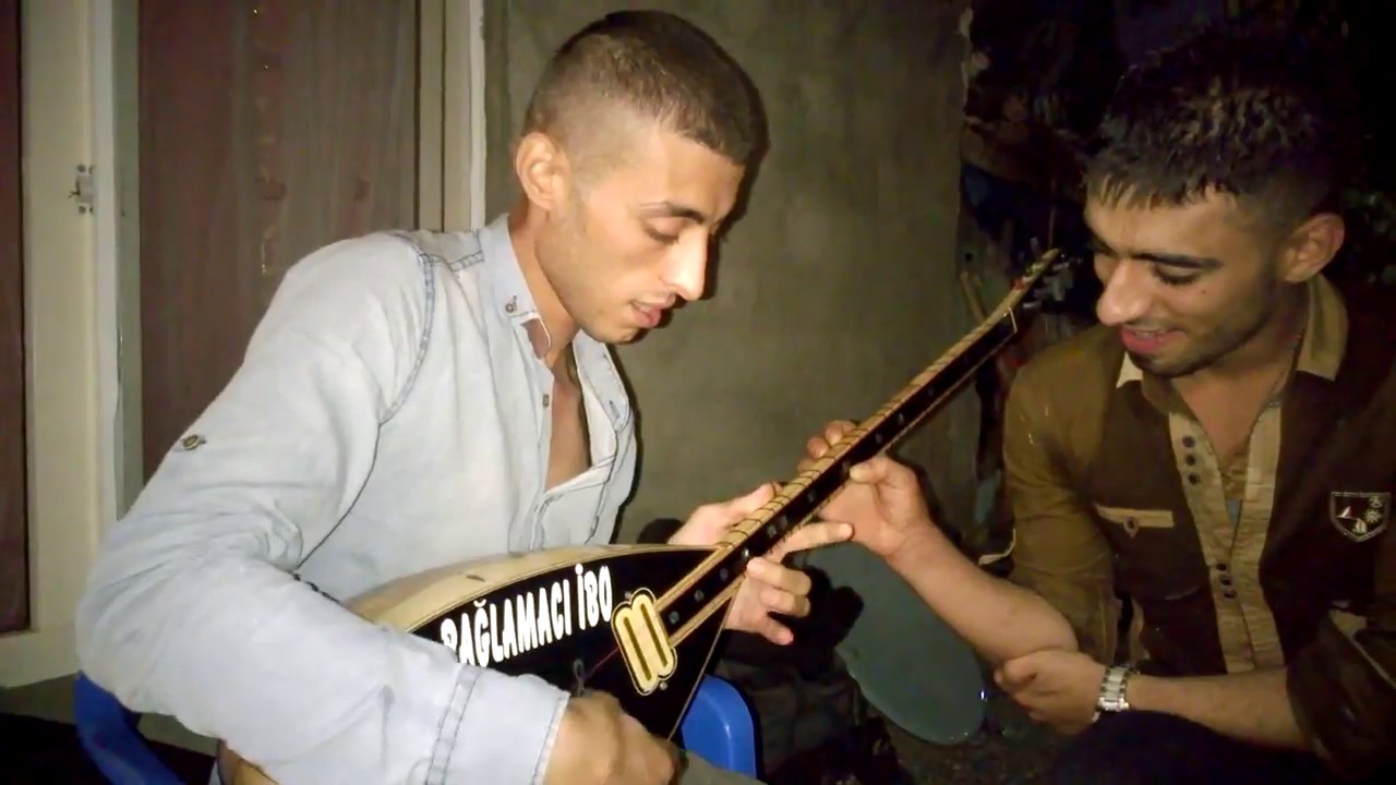 Grani İbo Sazdan Filüt Sesi Çıkartıyor .