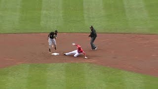 PIT@CIN: Hamilton doubles to left field in the 1st