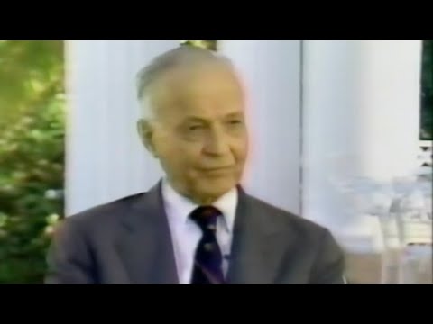 John Templeton On His Investing Strategy | 1985 thumbnail