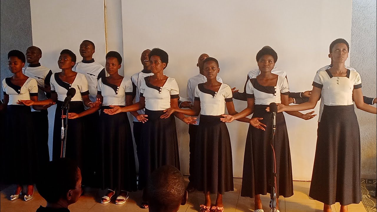 ARANGOSE By BYUKA URABAGIRANE CHOIR. | Official Video.