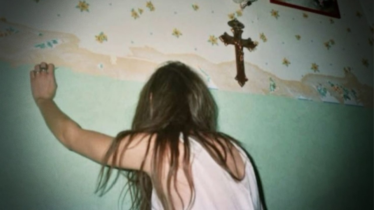 7 Aterradores Fenómenos Sobrenaturales Captados por Cámaras que Nadie Logrará Explicar Jamás