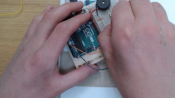 Sofox tries the Arduino Starter Kit - Chapter 07 - Keyboard Instrument