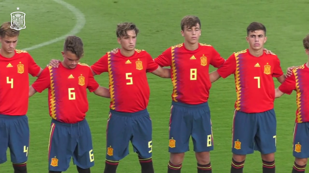 Selección de fútbol sub-17 de españa contra francia sub-17