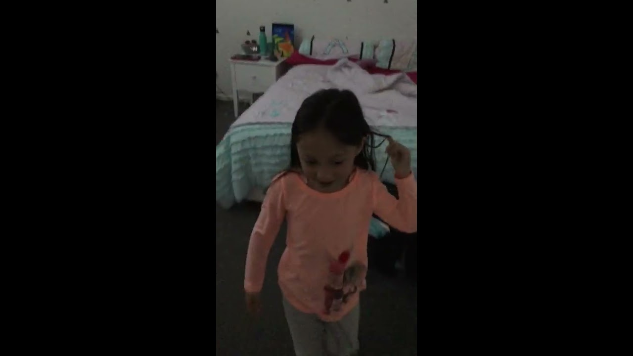 Watson Sisters - Mia's House Tour