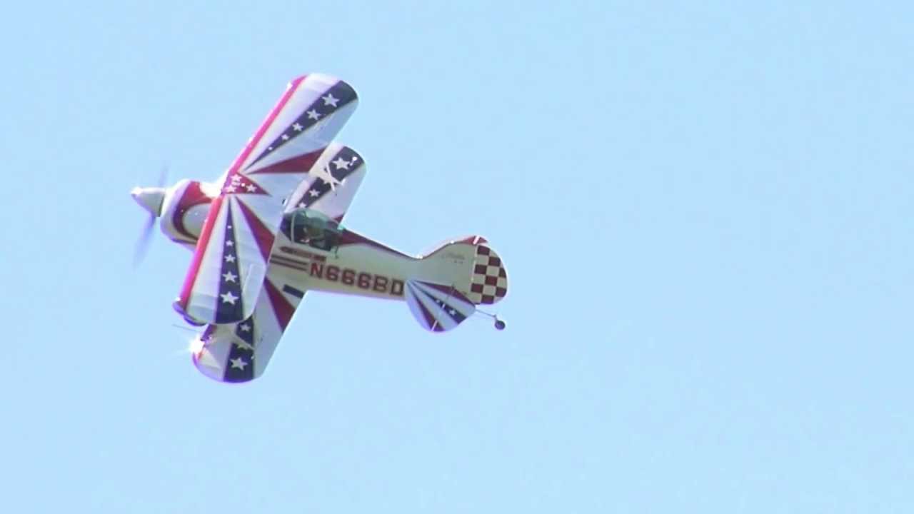 Charlie Schwenker flying his Pitts at the Flying Circus Airshow 5/26/13