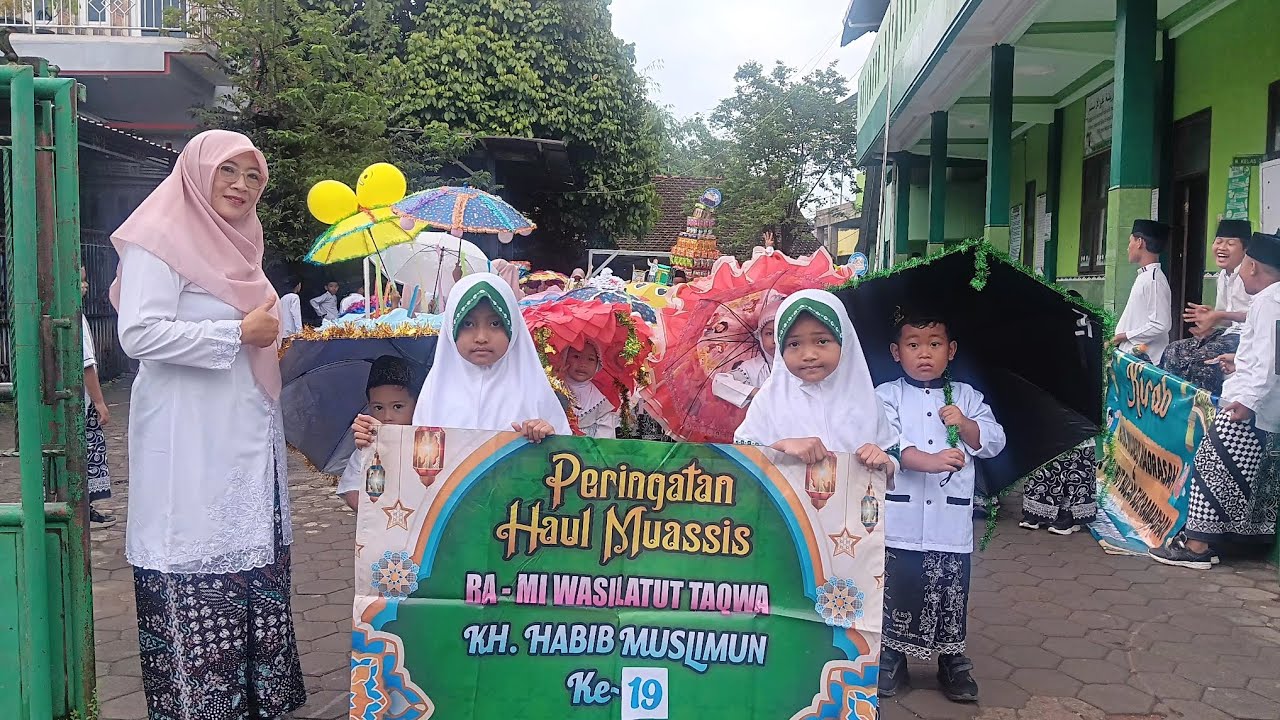 Kirab Payung Hias dan Tarhib Ramadhan 1447 H