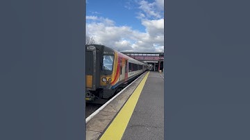 GBRf Class 66 Crosses Over with SWR Class 444 at St Denys
