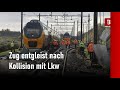 Zug entgleist nach Kollision mit Lkw