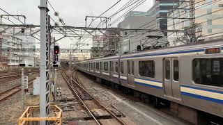 JR千葉駅9番線13時55分着1111Fから 14時00分発4111F成田空港駅行き入線発車。